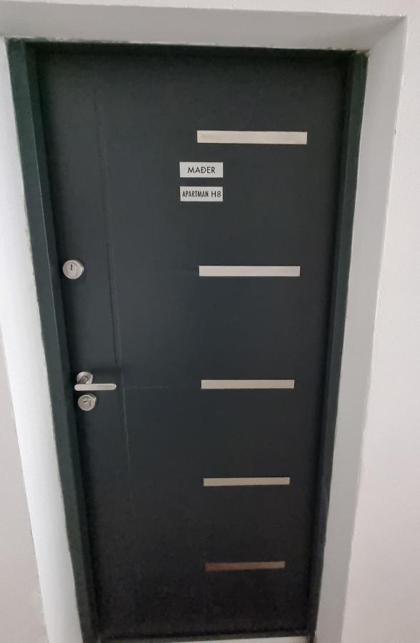 Apartman H8 Бьеловар Экстерьер фото
