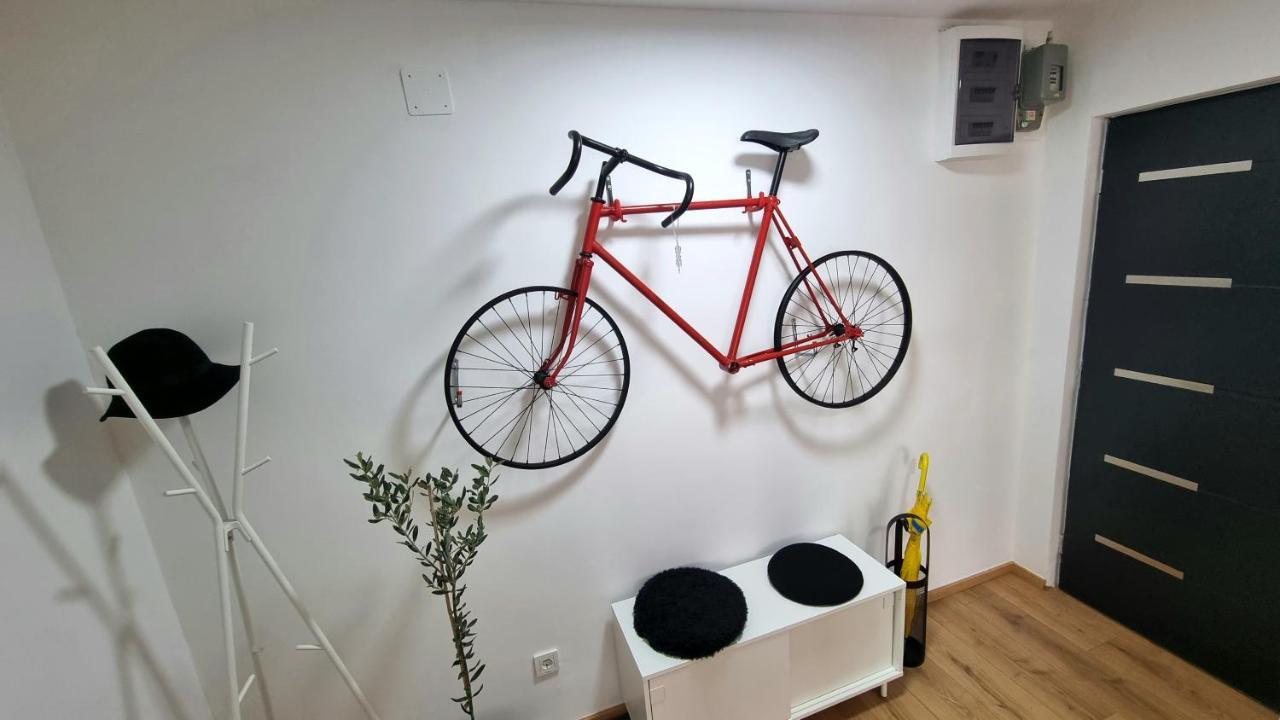 Apartman H8 Бьеловар Экстерьер фото