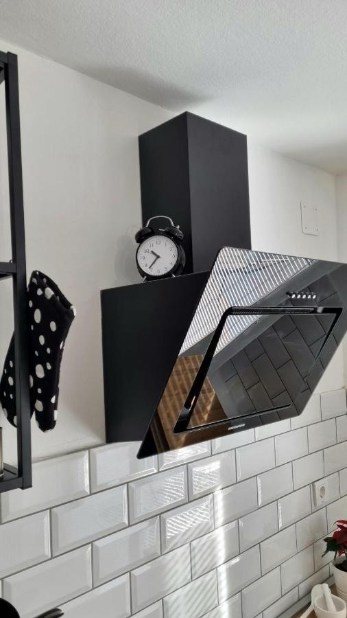 Apartman H8 Бьеловар Экстерьер фото
